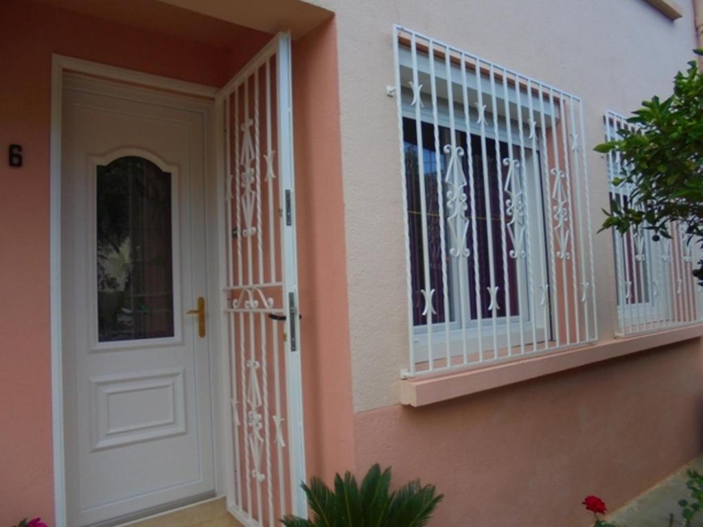 פרפיניין Chambres Tout Confort,Gare Tgv ,Wifi,Clim, Parking,Pt Dejeuner מראה חיצוני תמונה